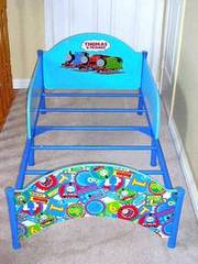 Thomas the train toddler bed